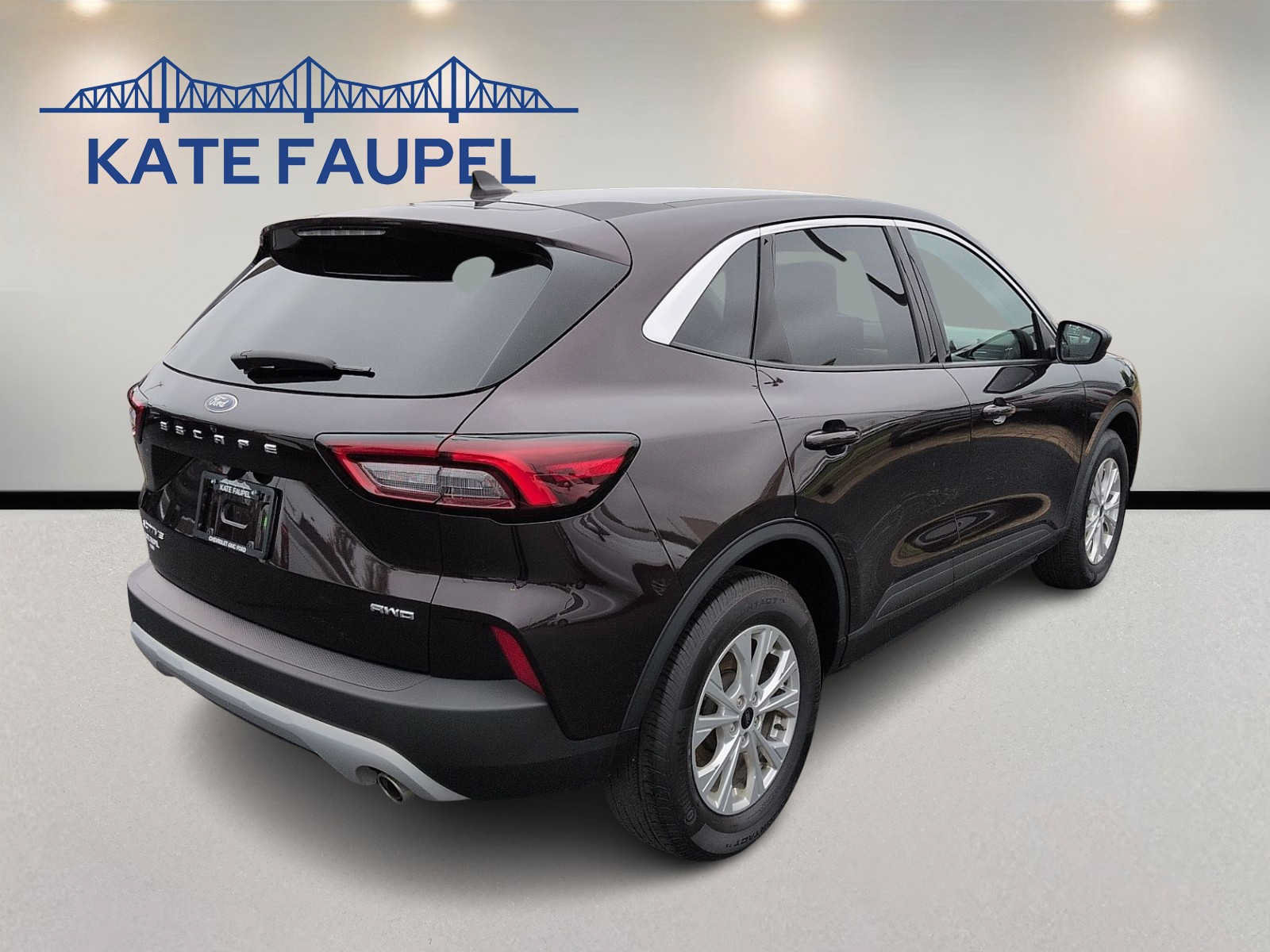 Certified 2023 Ford Escape Active AWD/4WD image 7