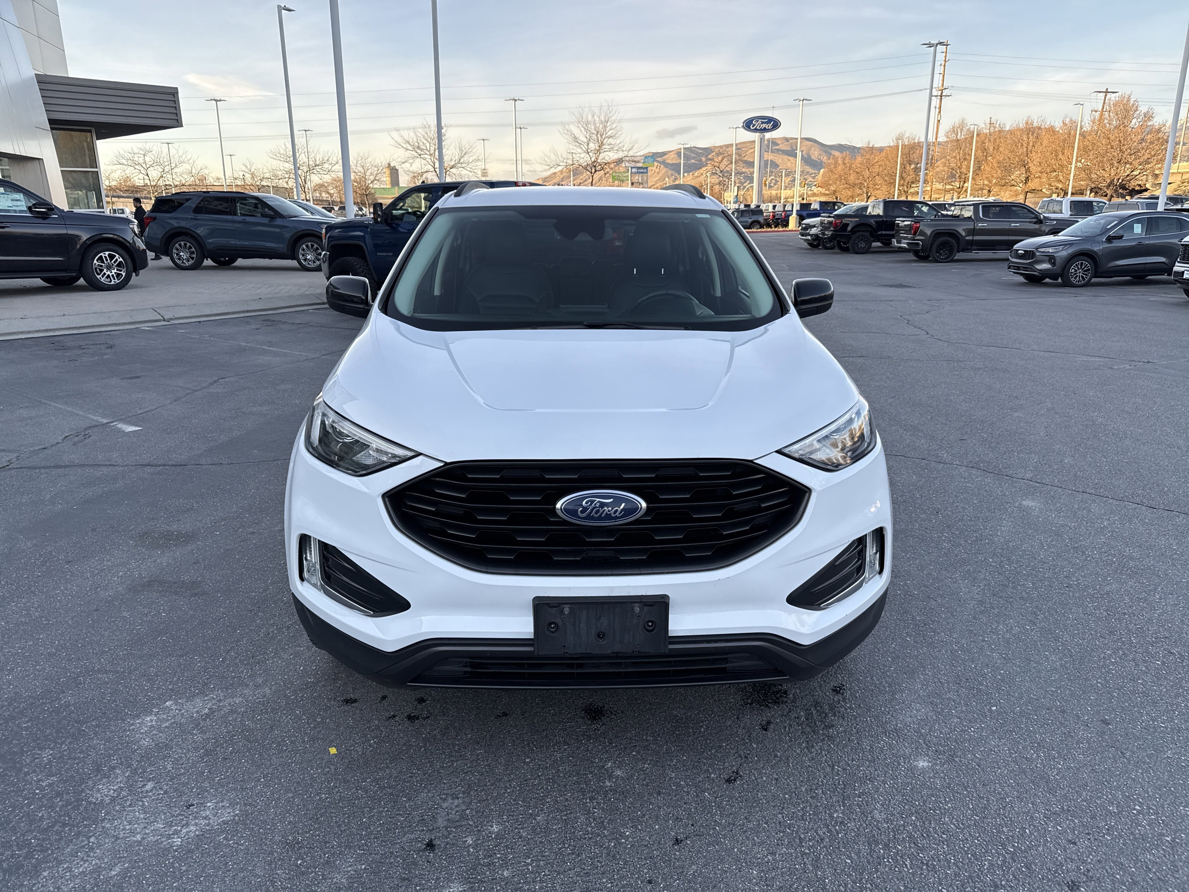 Certified 2022 Ford Edge SEL w/ Sport Appearance Package image 8
