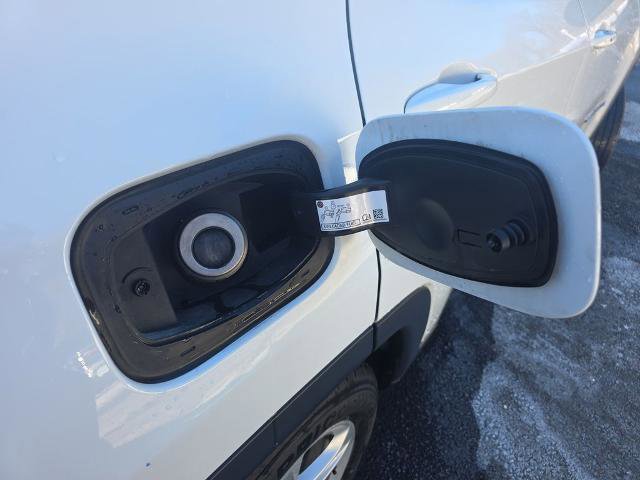 Used 2023 Jeep Compass Latitude w/ Sun and Sound Group image 16