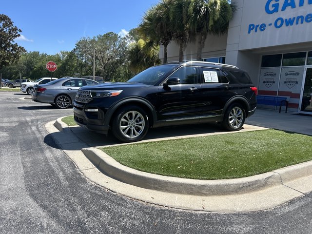 Certified 2022 Ford Explorer Limited w/ Equipment Group 301A RWD image 13