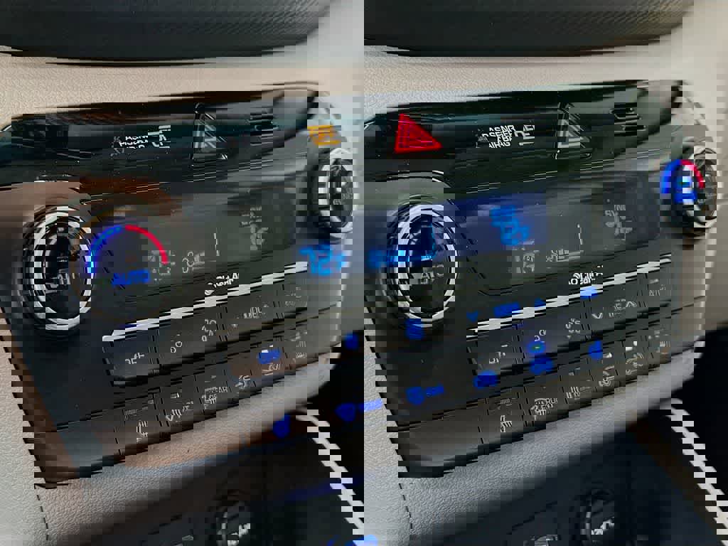 Used 2021 Hyundai Tucson SEL w/ Cargo Package image 18