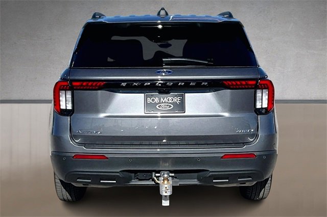 Certified 2025 Ford Explorer Active image 3