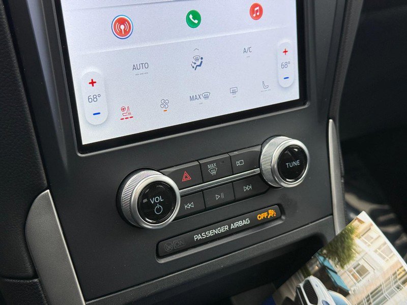 Certified 2023 Ford Edge ST-Line w/ Class II Trailer Tow Package image 27