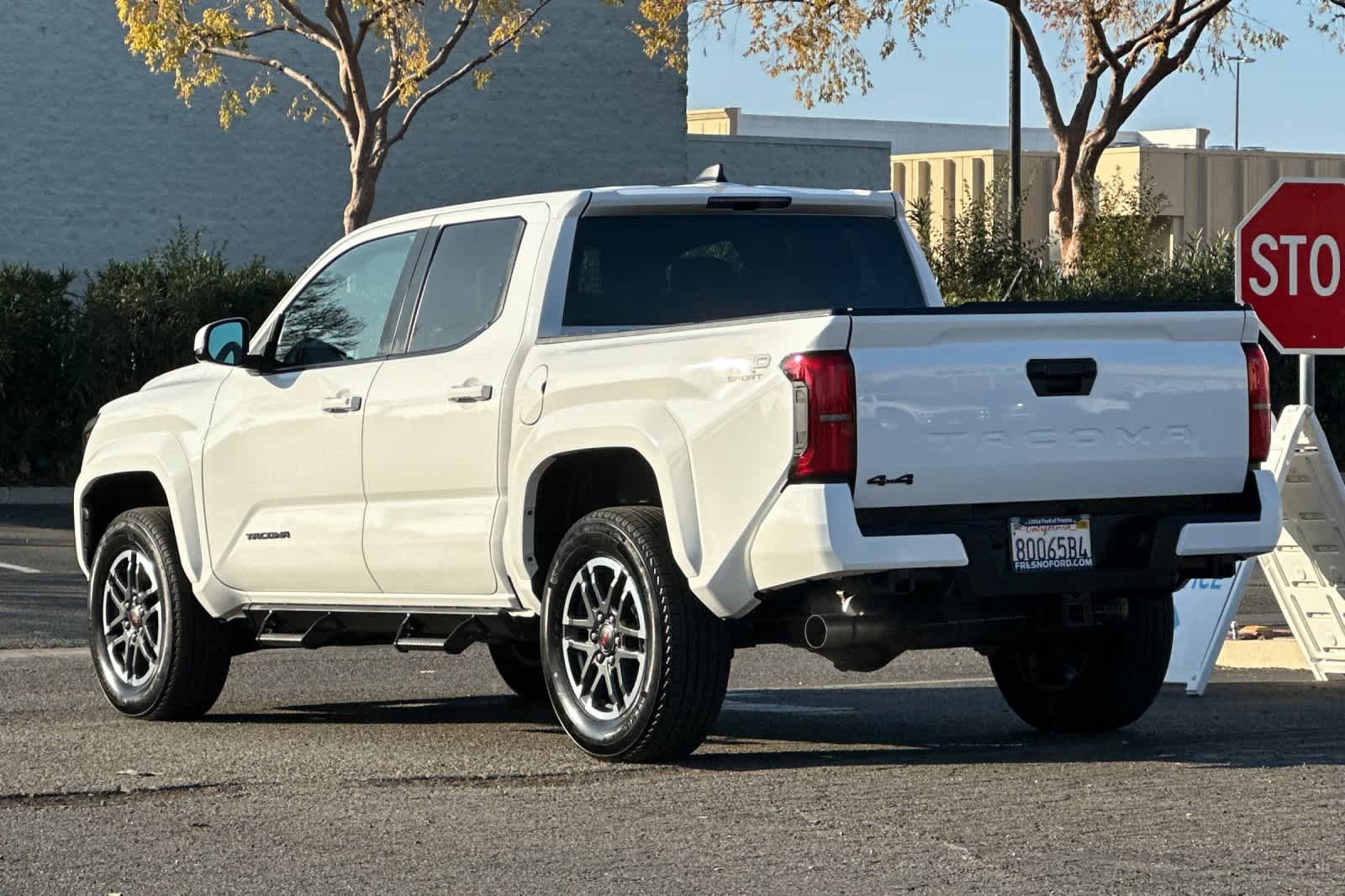 Used 2024 Toyota Tacoma TRD Sport image 7