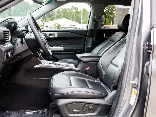 Certified 2024 Ford Explorer XLT w/ Equipment Group 202A AWD/4WD image 19