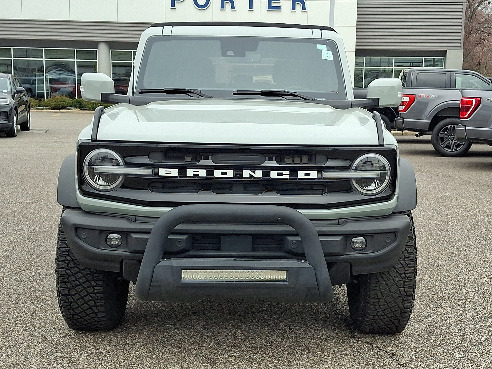 Certified 2022 Ford Bronco Outer Banks w/ Sasquatch Package image 11
