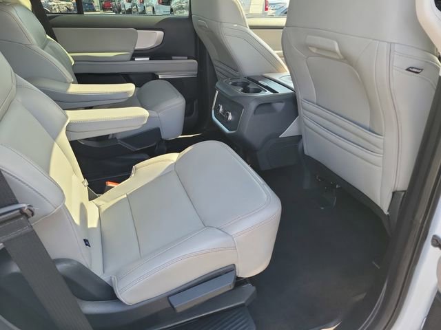 Certified 2025 Ford Expedition Active RWD image 18
