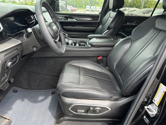 Used 2022 Jeep Wagoneer Series III w/ Convenience Group I AWD/4WD image 17