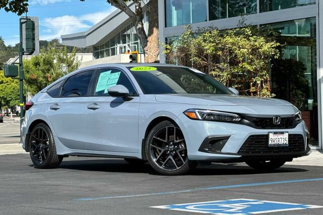 Used 2024 Honda Civic Sport Touring image 2