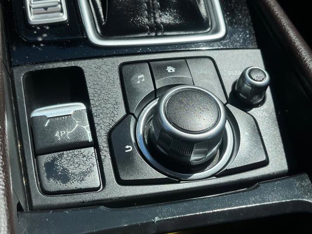 Used 2018 MAZDA MAZDA3 Touring image 15