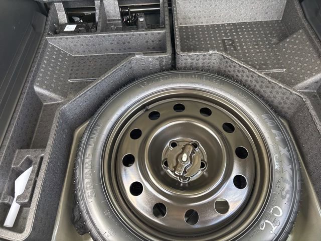 Certified 2024 Ford Edge SE image 20