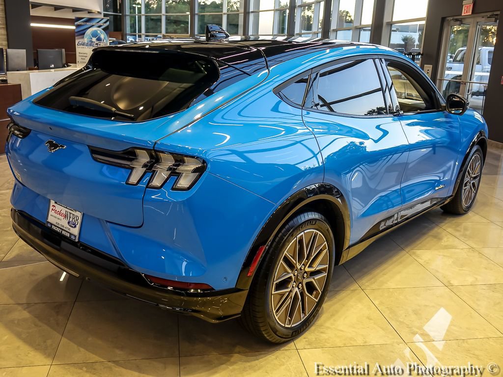 Certified 2024 Ford Mustang Mach-E Premium AWD/4WD image 8