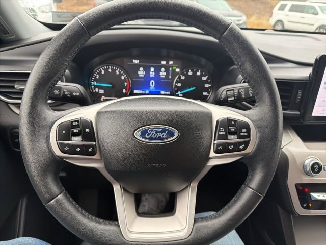 Certified 2024 Ford Explorer XLT w/ Equipment Group 202A image 20