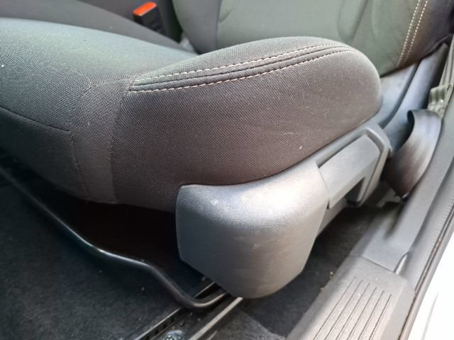 Used 2024 Nissan Rogue S FWD image 16