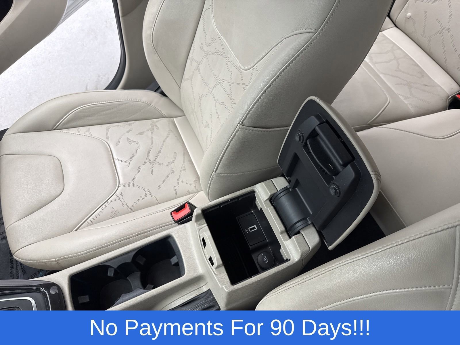 Certified 2018 Ford Focus Electric Hatchback image 24