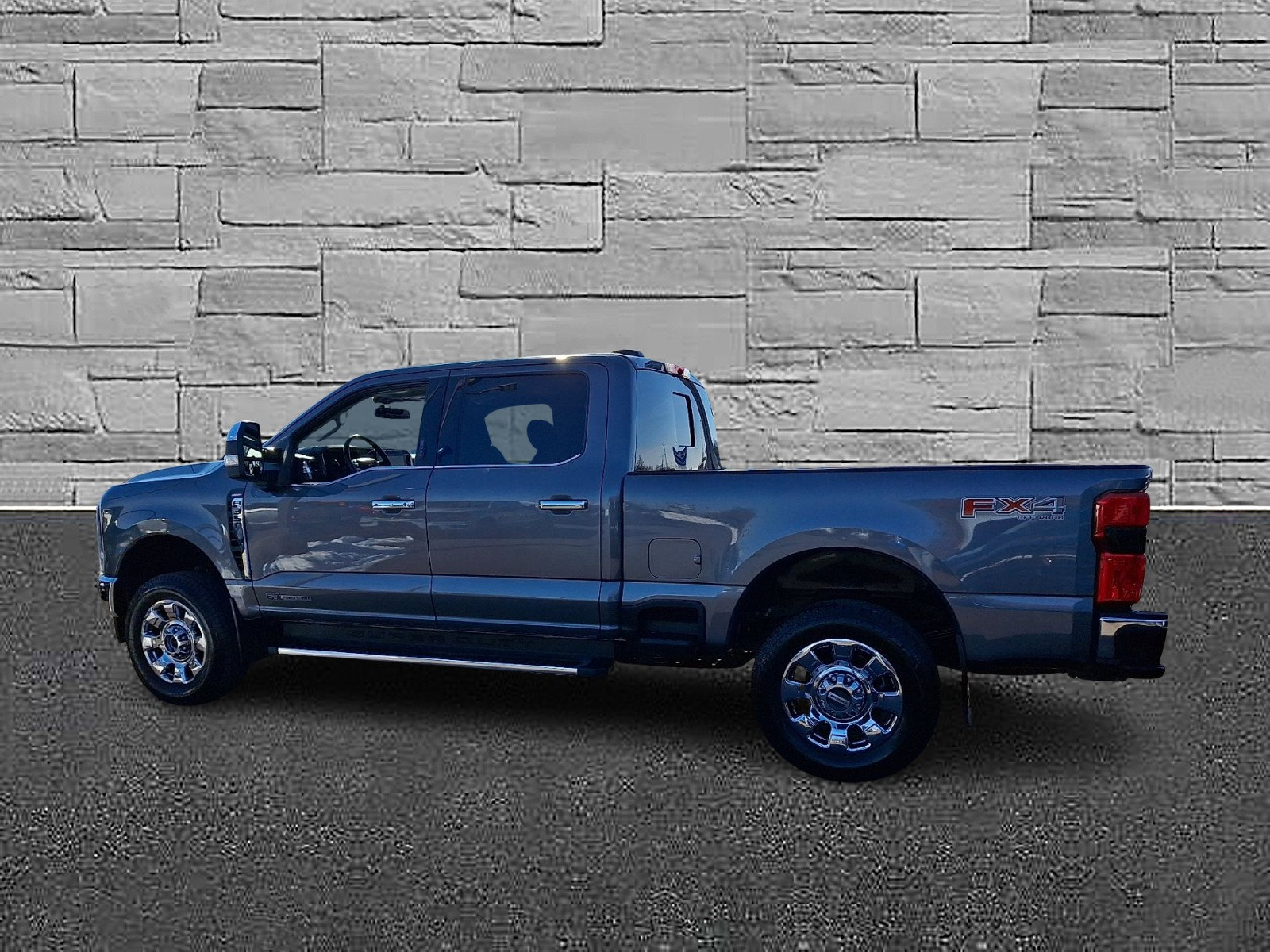 Certified 2024 Ford F350 Lariat w/ Chrome Package image 7