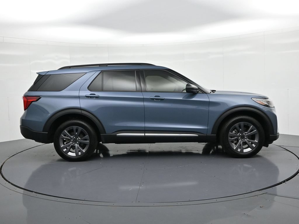 Certified 2025 Ford Explorer Active w/ Active Comfort Package AWD/4WD image 5