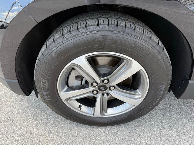 Certified 2023 Ford Edge SEL w/ Convenience Package AWD/4WD image 11