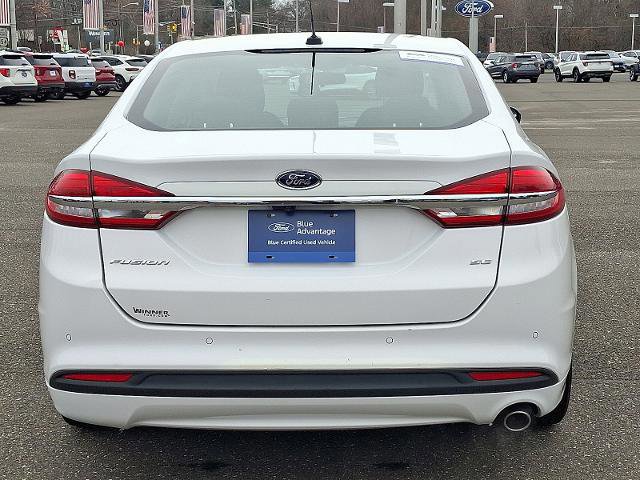 Certified 2017 Ford Fusion SE w/ Fusion SE Technology Package image 3