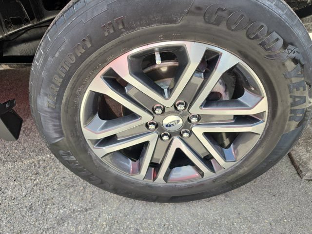 Certified 2023 Ford F150 XL w/ STX Appearance Package RWD image 9