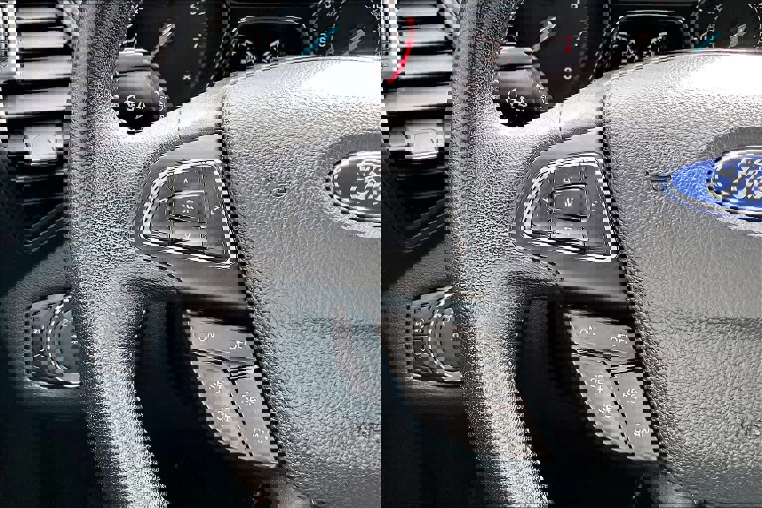 Certified 2019 Ford Escape SE image 25