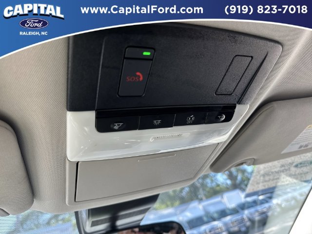Used 2025 Nissan Altima 2.5 SV AWD/4WD image 32