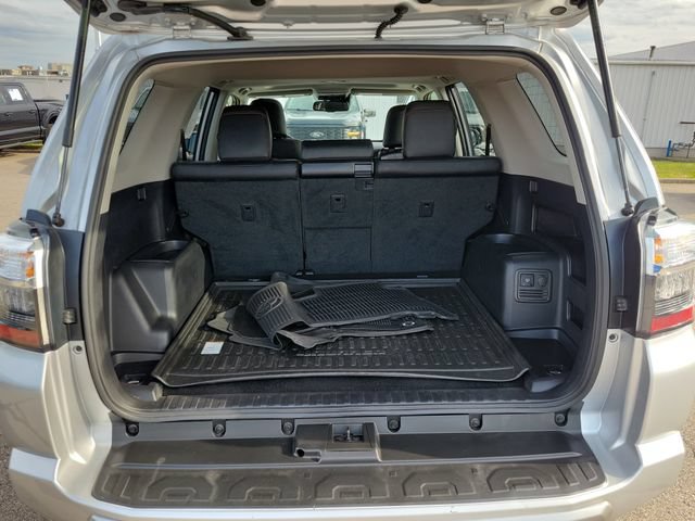 Used 2024 Toyota 4Runner TRD Off-Road Premium w/ Moonroof Package AWD/4WD image 25