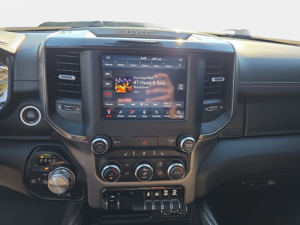 Used 2020 RAM 1500 Rebel w/ Level 2 Equipment Group AWD/4WD image 17