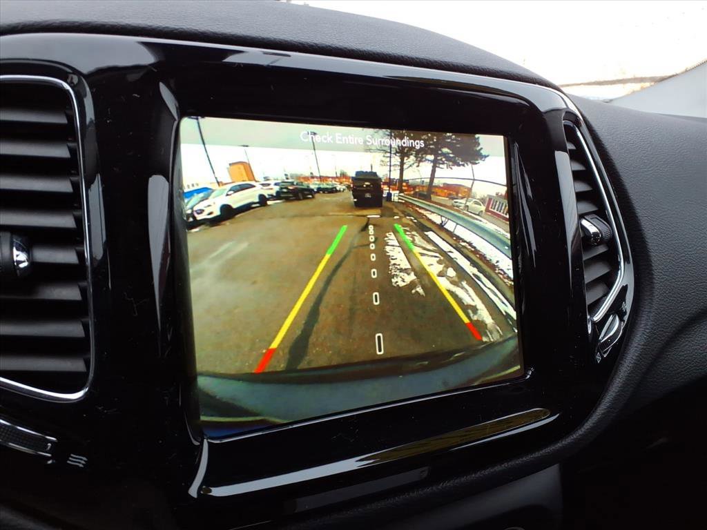 Used 2019 Jeep Compass Limited image 21