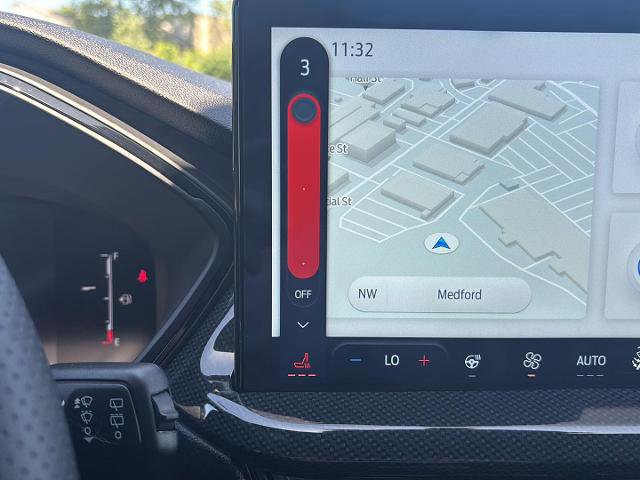 Certified 2025 Ford Escape ST-Line w/ Equipment Group 301A image 18