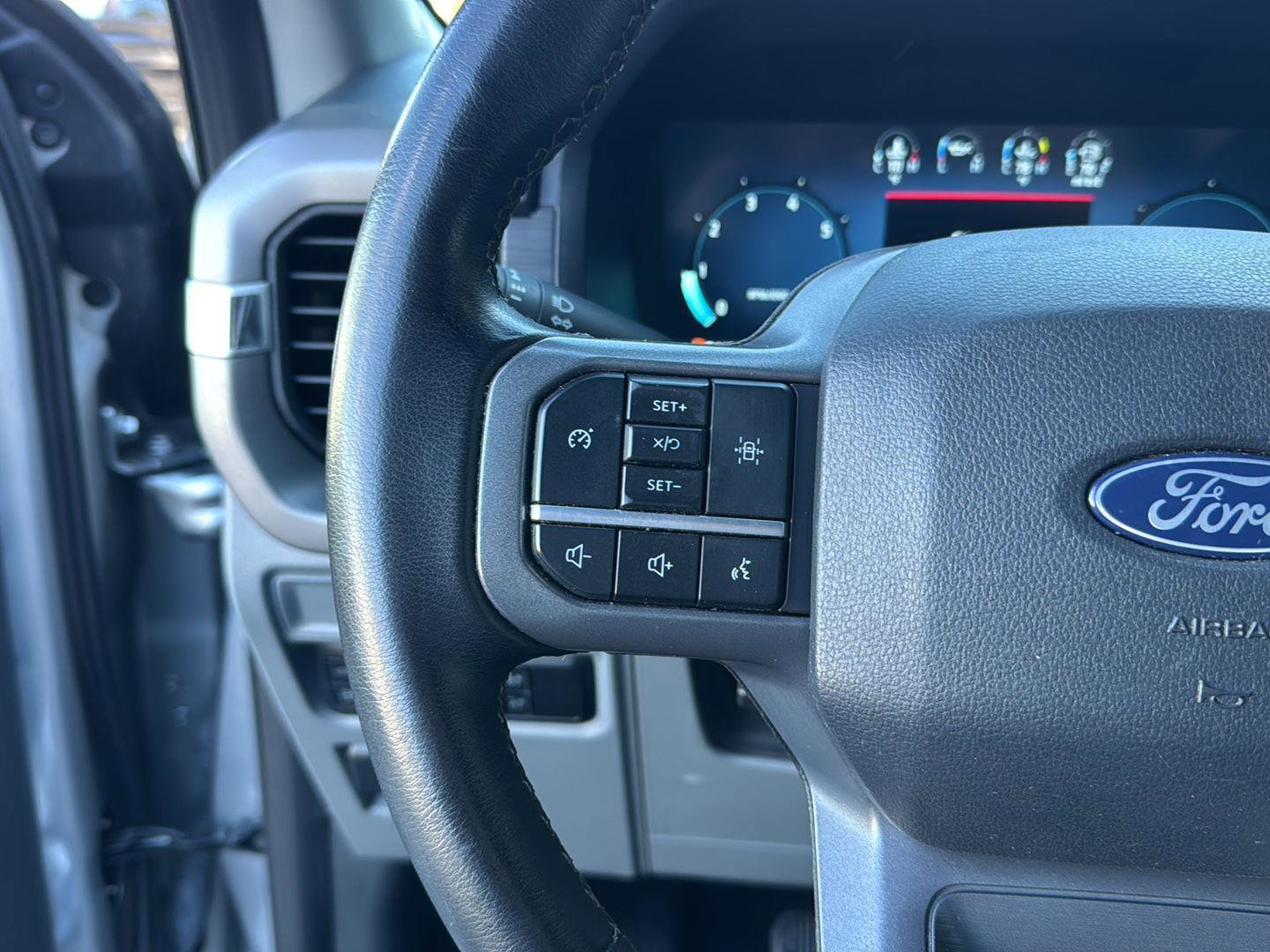 Certified 2024 Ford F150 XLT w/ Mobile Office Package image 18