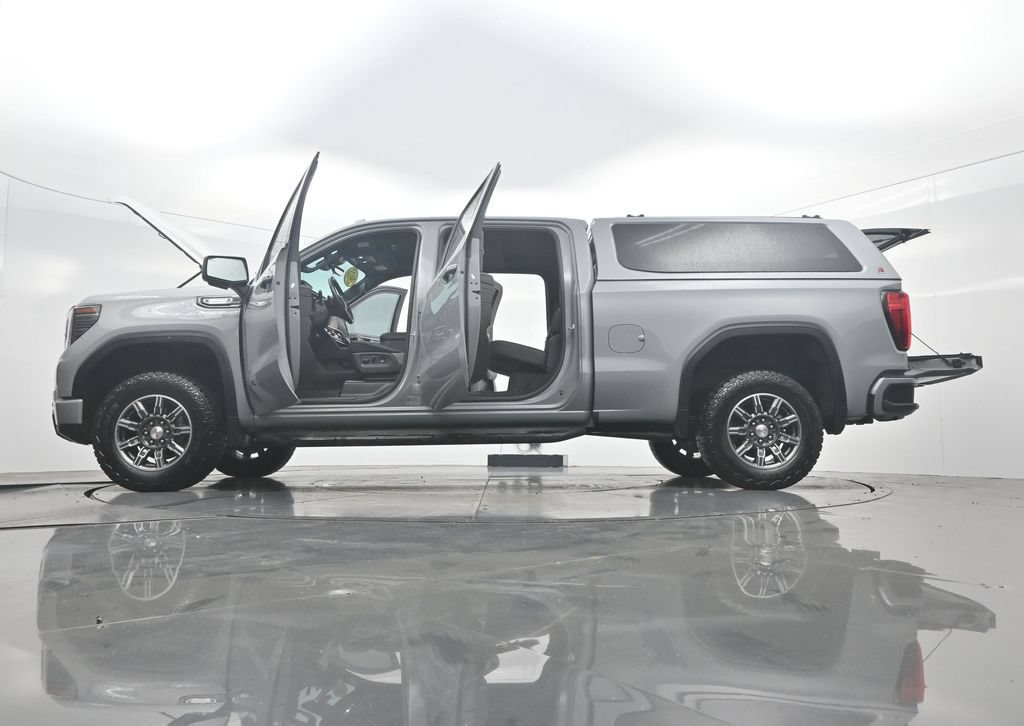 Used 2024 GMC Sierra 1500 AT4 w/ Technology Package AWD/4WD image 51
