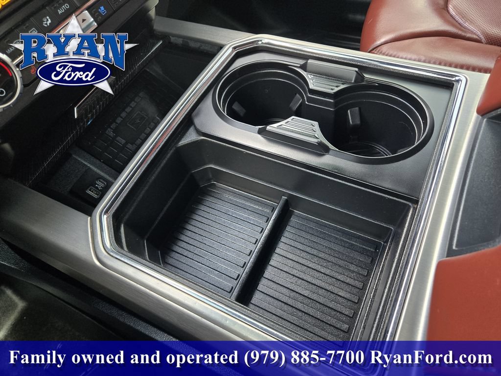 Certified 2022 Ford F350 Platinum w/ FX4 Off-Road Package AWD/4WD image 14