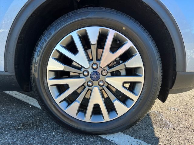 Certified 2022 Ford Escape Titanium image 13
