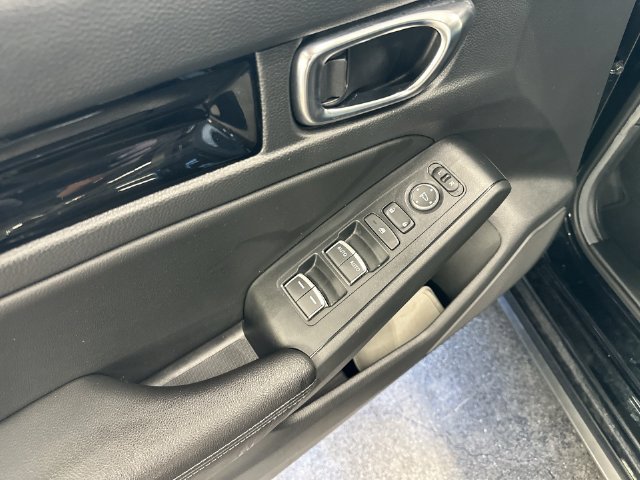 Used 2024 Honda Civic EX-L image 14