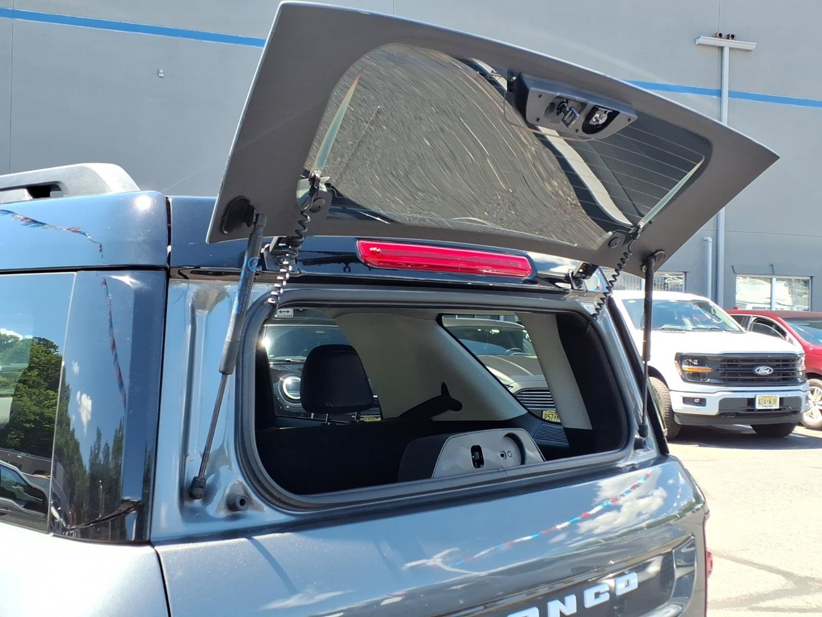 Certified 2025 Ford Bronco Sport Outer Banks w/ Outer Banks Tech Package+ AWD/4WD image 28