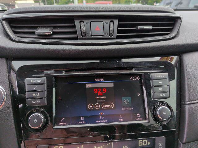 Used 2020 Nissan Rogue SV FWD image 29