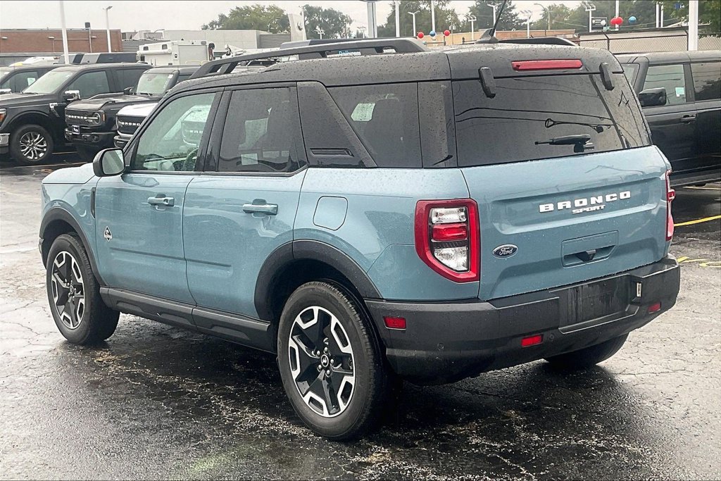Certified 2023 Ford Bronco Sport Outer Banks w/ Tech Package AWD/4WD image 10