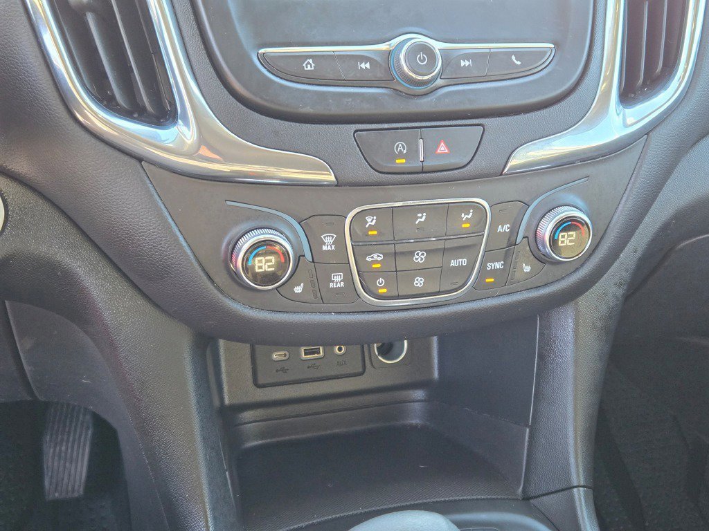 Used 2022 Chevrolet Equinox LT image 24