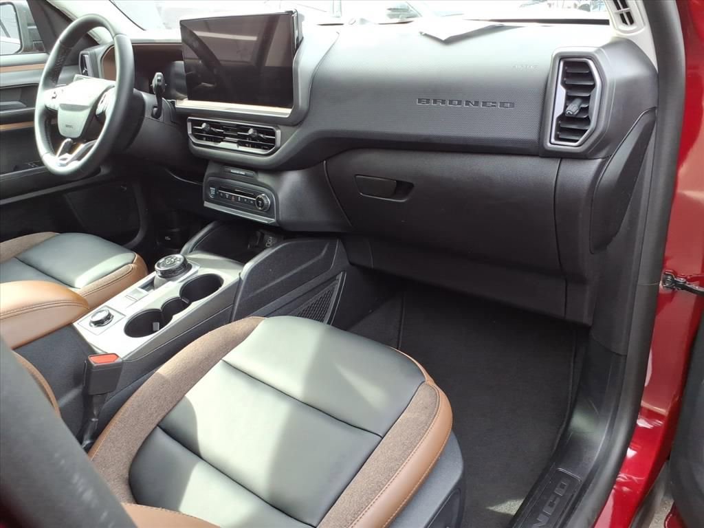 Certified 2025 Ford Bronco Sport Outer Banks w/ Outer Banks Tech Package+ image 8