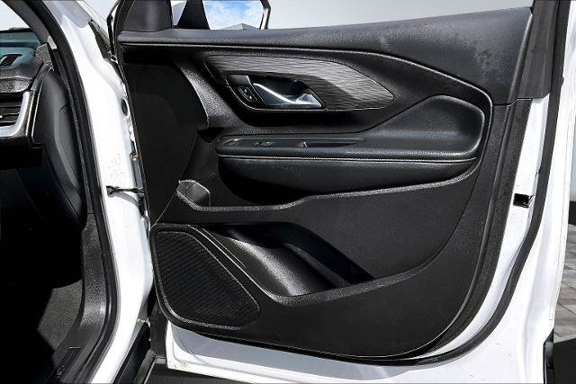 Used 2024 GMC Terrain SLE AWD/4WD image 24