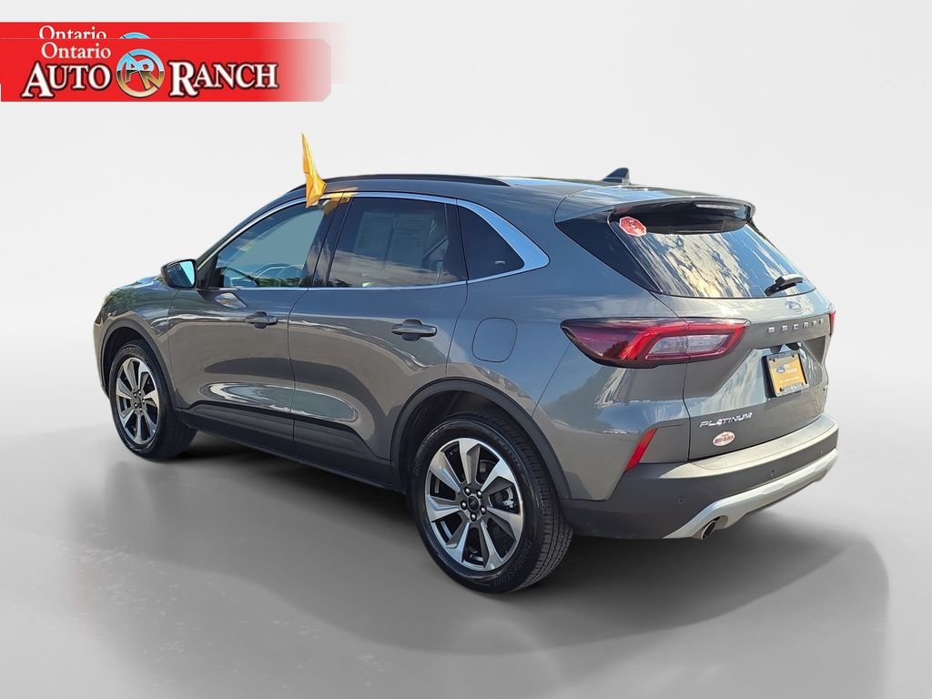 Certified 2025 Ford Escape Platinum AWD/4WD image 3
