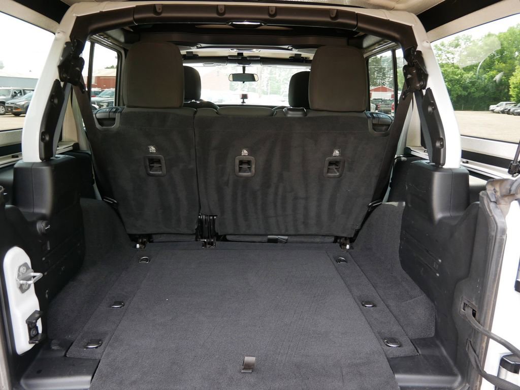 Used 2021 Jeep Wrangler Unlimited Sport AWD/4WD image 10