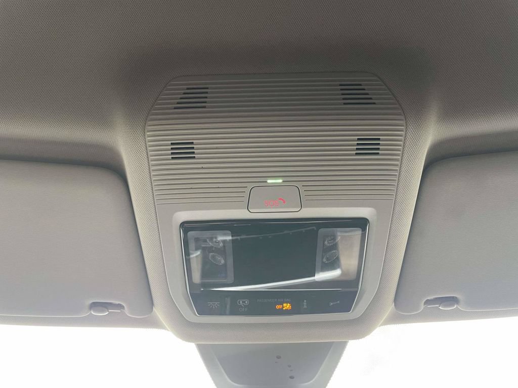 Used 2024 Volkswagen Atlas SE FWD image 28