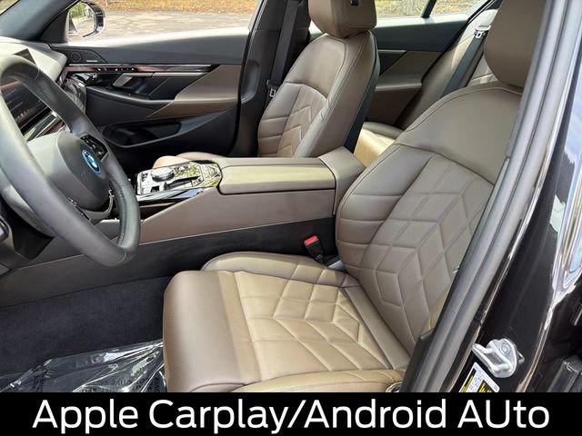 Used 2025 BMW i5 xDrive40 w/ Premium Package AWD/4WD image 22