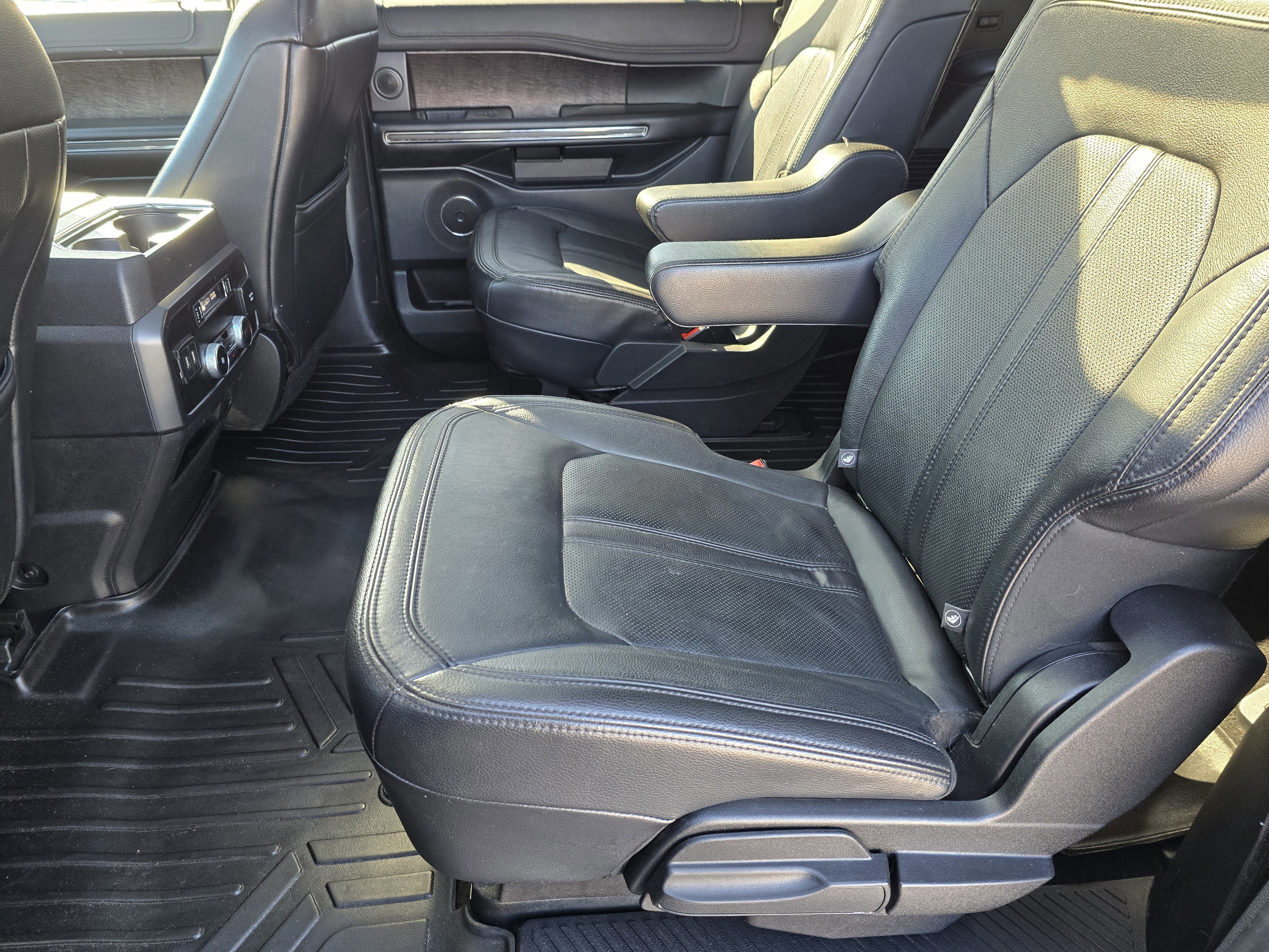 Certified 2019 Ford Expedition Max Limited w/ Special Edition Package image 31