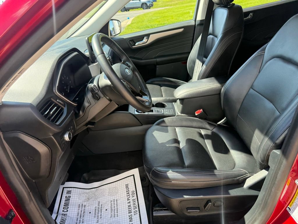 Certified 2021 Ford Escape SEL AWD/4WD image 23