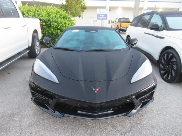 Used 2025 Chevrolet Corvette Stingray Preferred Conv w/ 2LT RWD image 2
