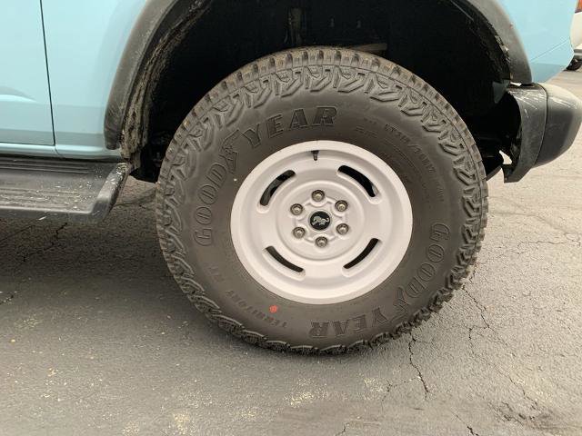 Certified 2025 Ford Bronco Heritage Edition AWD/4WD image 19