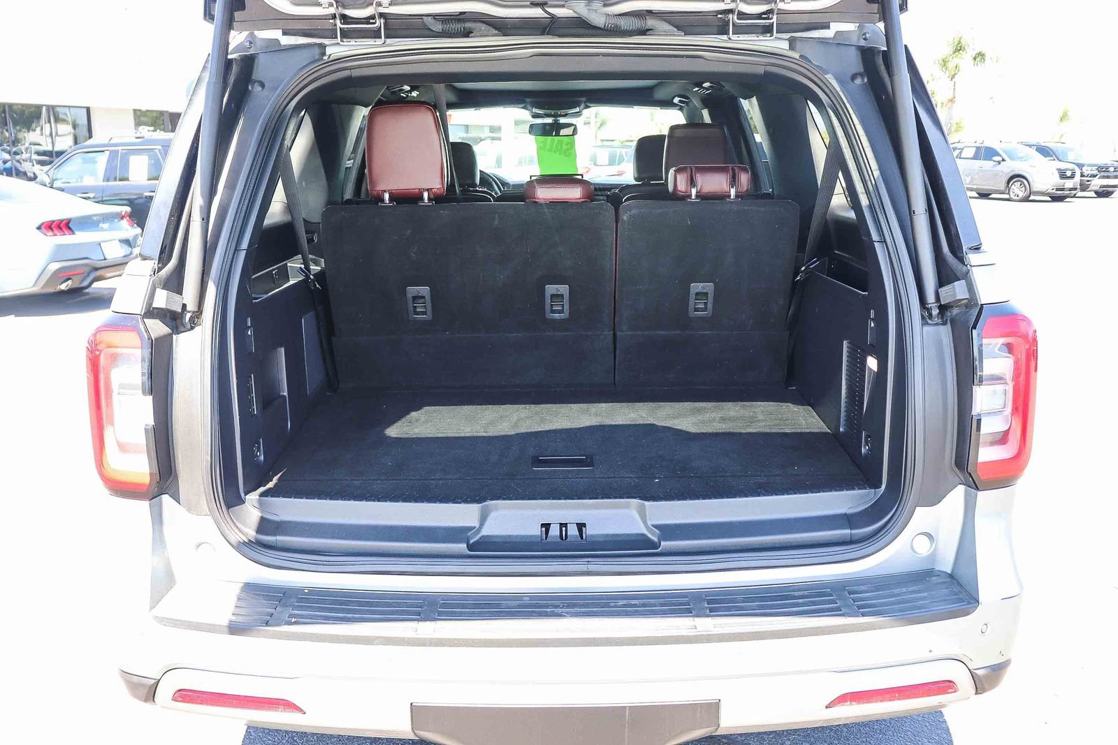 Certified 2022 Ford Expedition Max Limited AWD/4WD image 28